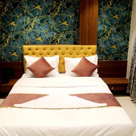 Hotel India Gate Narhe, Pune Esterno foto