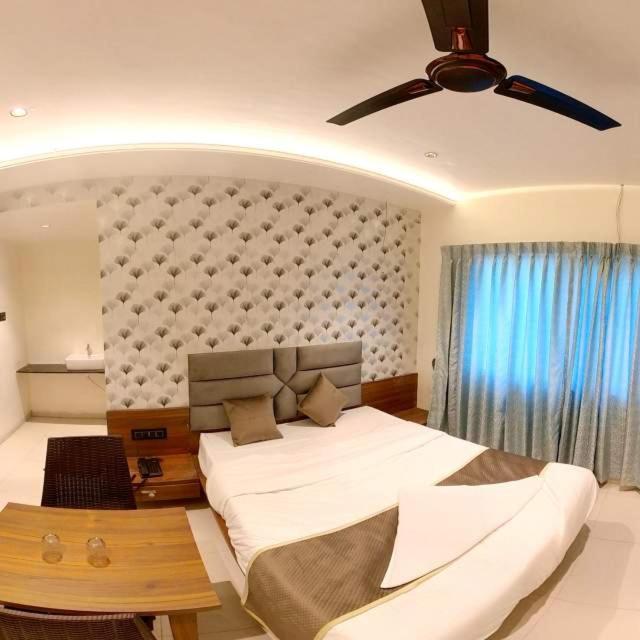 Hotel India Gate Narhe, Pune Esterno foto