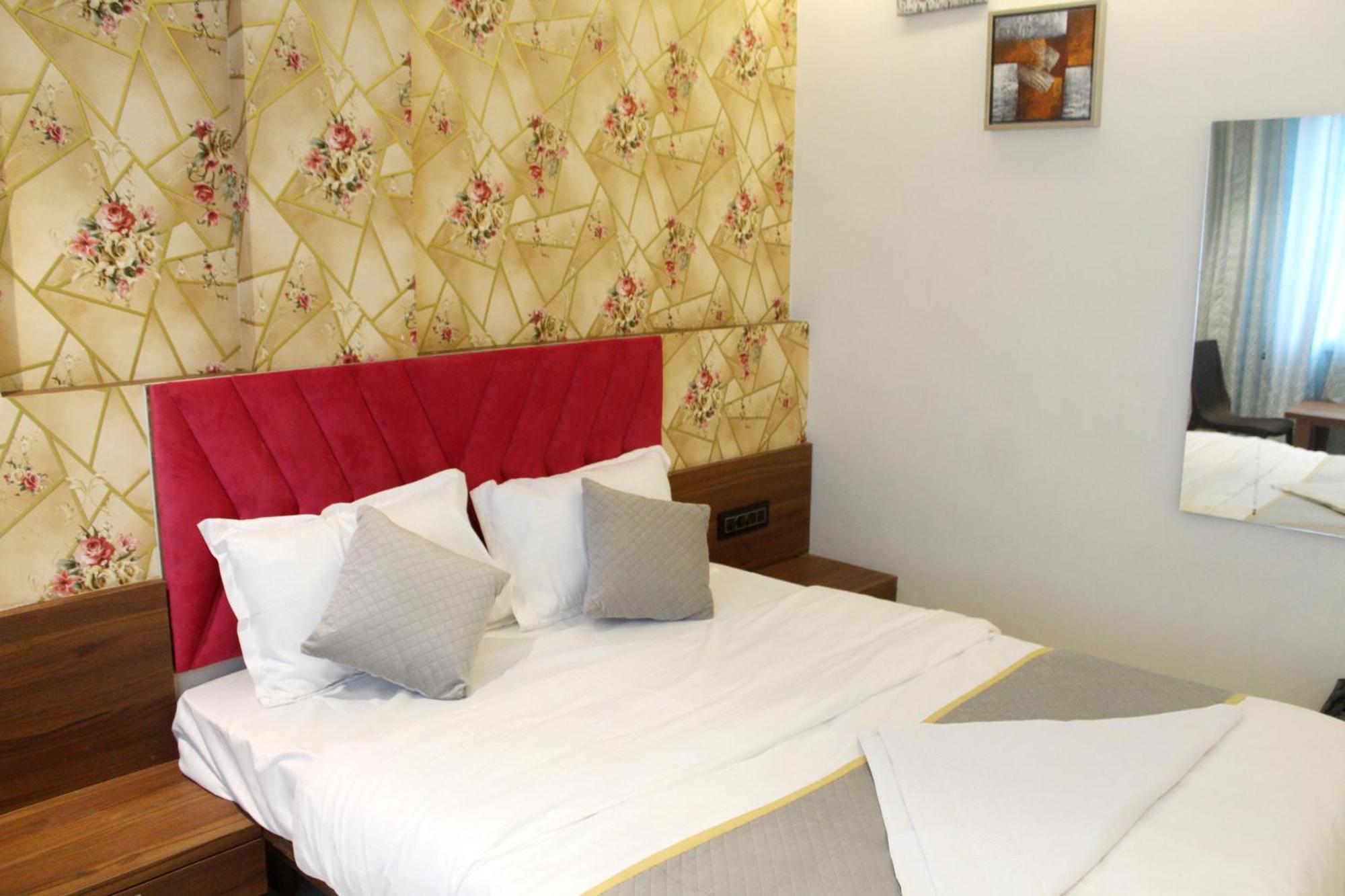 Hotel India Gate Narhe, Pune Esterno foto