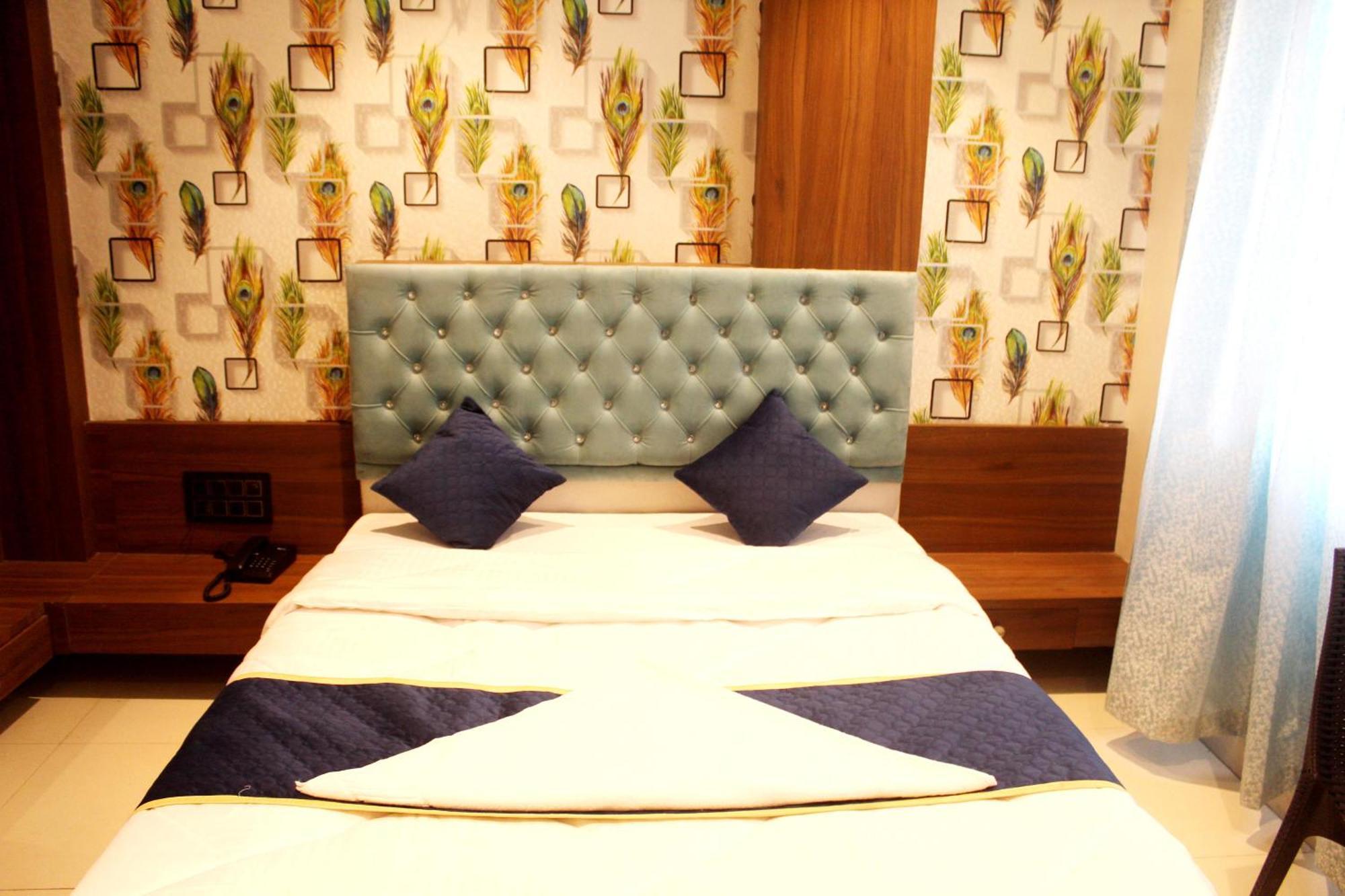 Hotel India Gate Narhe, Pune Esterno foto
