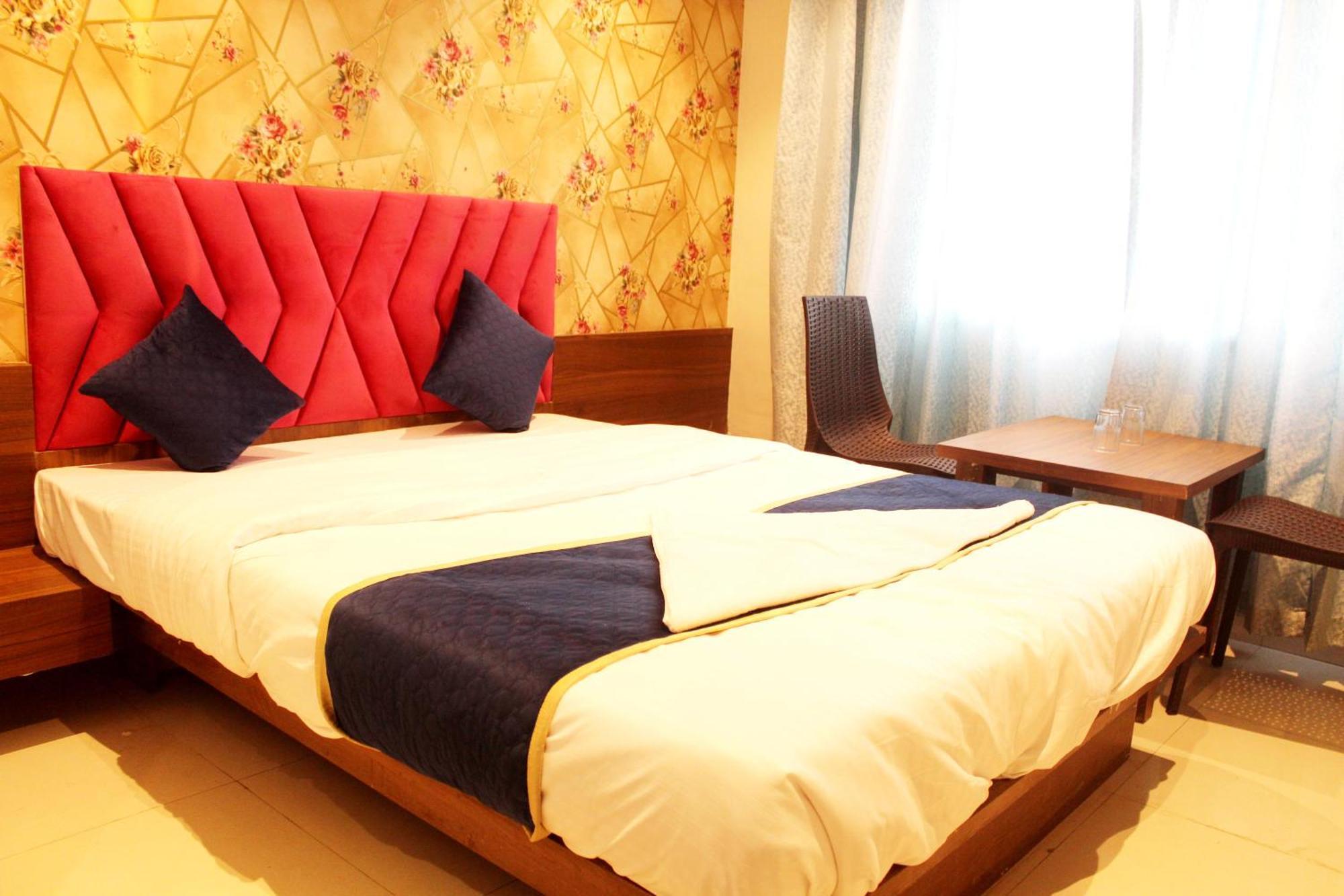 Hotel India Gate Narhe, Pune Esterno foto