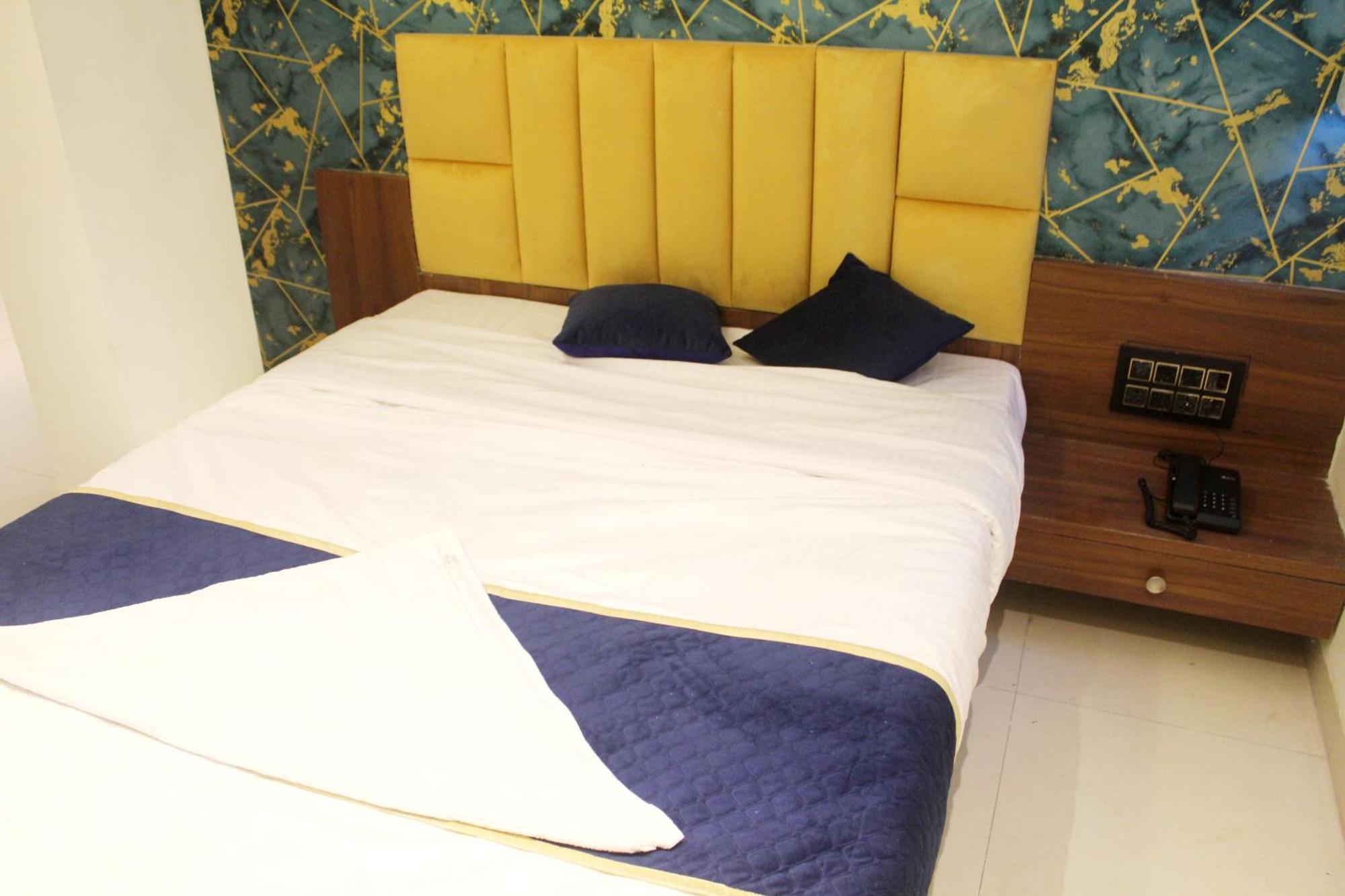 Hotel India Gate Narhe, Pune Esterno foto